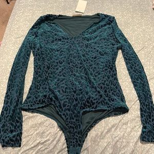 Ember Green Leopard Velvet Bodysuit NWT XL